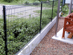のフェンス・柵 ハイグリッドフェンスN8型 施工例