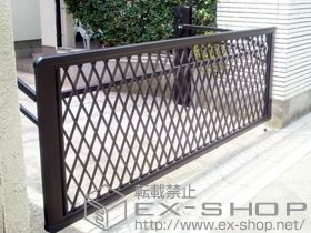 のカーゲート エクスラインアップゲート 4型 電動式 施工例