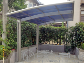 のカーポート レイナポートグラン　積雪〜20cm対応＋着脱式サポート柱（標準・2本入り）＋屋根ふき材補強部品 施工例