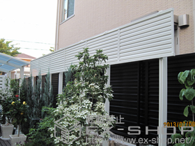 のフェンス・柵 プリレオR9型フェンス 多段柱施工 施工例