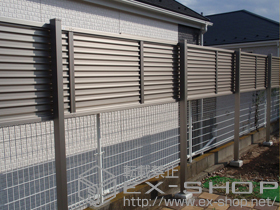 のフェンス・柵 プリレオR9型フェンス アルミ多段柱施工 施工例