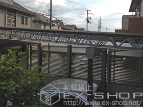 のカーポート M.シェード 積雪〜20cm対応＋D`sスクリーン　側面パネル台形納まり 施工例