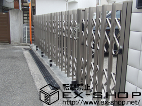 のカーゲート アルシャインII HW型 Aタイプ ノンレール 両開き親子 施工例