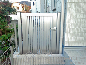 の門扉 エクスライン門扉6型 片開き 門柱仕様 施工例