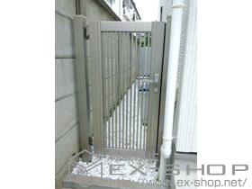 の門扉 プリレオ R2型 片開き　柱使用 施工例