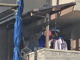 のバルコニー・ベランダ屋根 ライザーテラスII F型 屋根タイプ 単体 積雪〜20cm対応+吊下げ物干し　標準2本入り 施工例