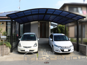 のカーポート レイナツインポートグラン　積雪〜20cm対応＋柱カバー(小) 2枚入り 施工例