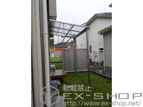 のテラス屋根 ライザーテラスII F型 テラスタイプ 単体 積雪〜20cm対応＋吊り下げ物干し 標準 2本入＋屋根材ホルダー 関東間 2本入 施工例