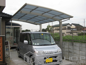 のカーポート レイナポートグラン 積雪〜20cm対応＋着脱式サポート 標準・ハイルーフ兼用 2本入り 施工例