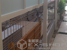 のフェンス・柵 メッシュフェンスG0 固定柱式 施工例