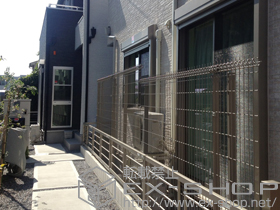 のフェンス・柵 ハイグリッドフェンス剣先2型 フリーポールタイプ 施工例