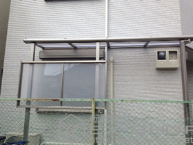 のテラス屋根 ライザーテラスII F型 テラスタイプ 単体 積雪〜20cm対応+ライザーテラスII 用 前面スクリーン1段用 施工例