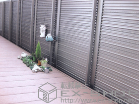 のフェンス・柵 ハイスクリーンフェンスA型 フリーポールタイプ 施工例