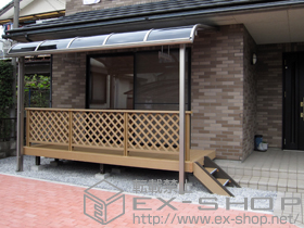 のウッドデッキ 樹ら楽ステージ＋ステップ　2段＋デッキフェンス 施工例