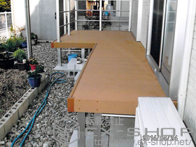 のウッドデッキ リウッドデッキ 200 連棟+シンプルモダンデッキフェンス2型 施工例