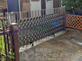 のカーゲート トリップゲート ペットガード型 ノンレール 片開き 47S 施工例