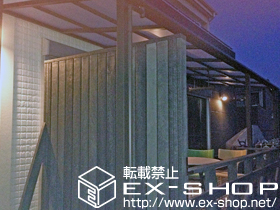 のテラス屋根 ライザーテラスII F型 テラスタイプ 連棟 積雪〜20cm対応＋吊り下げ物干し　標準　2本入 施工例