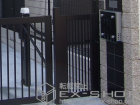 の門扉 エクスライン門扉13型 片開き 柱使用 施工例