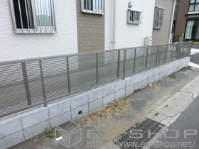 のフェンス・柵 シャレオR1型フェンス　フリーポールタイプ 施工例