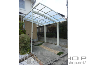 のカーポート カーブポートシグマIII 積雪〜20cm対応＋カーブポートシグマIII用 着脱式サポート柱 1本入り 施工例