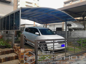 のカーポート レイナツインポートグラン　積雪〜20cm対応＋ [片面]レイナツインポートグラン サイドパネル 施工例