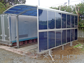 のカーポート レイナワンポートグラン　積雪〜20cm対応＋サイドパネル　2段＋屋根ふき材補強部品＋サイドパネル 間柱 施工例