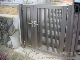 の門扉 プリレオ R2型 親子開き 柱使用 施工例