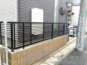 のフェンス・柵 エクスラインフェンス12型 自由柱 施工例