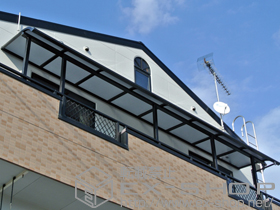 の ライザーテラスII R型 屋根タイプ 連棟 積雪〜20cm対応 施工例