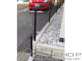 のフェンス・柵 イーネットフェンス1F型 自由柱タイプ 施工例