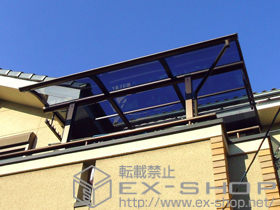 のバルコニー・ベランダ屋根 ヴェクターテラス R型 屋根タイプ 単体 積雪〜20cm対応+物干しセット 吊り下げ式 標準2本入り 施工例