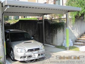 のカーポート レオンポートneo 2台用 角柱4本仕様 積雪〜50cm対応＋吊り下げ式物干しセット 標準 2本入り 施工例