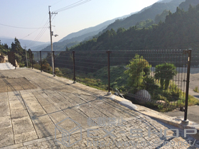 のフェンス・柵 ハイグリッドフェンスN1型 間仕切り 施工例