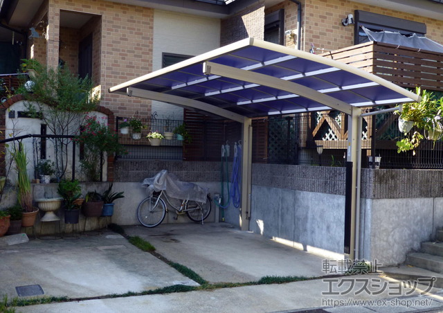 のカーポート レイナポートグラン　積雪〜20cm対応+レイナポートグラン用　着脱式サポート柱　標準　2本入 施工例