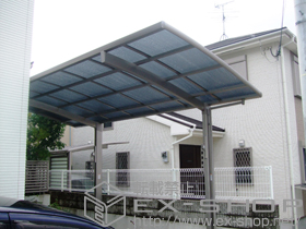 のカーポート カーブポートシグマIII 積雪〜20cm対応＋収納式物干し　標準タイプ　2本入 施工例