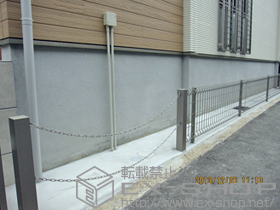 のフェンス・柵 ハイグリッドフェンスUF8型 フリーポールタイプ＋デザイナーズパーツ 柱材 施工例