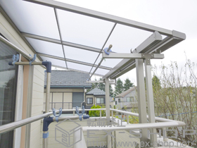 のバルコニー・ベランダ屋根 ライザーテラスII F型 屋根タイプ 単体 積雪〜20cm対応 施工例