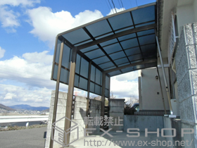 のカーポート カーブポートシグマIII 耐風圧強度仕様 積雪〜30cm対応+カーブポートシグマIII用 サイドパネル 施工例