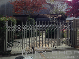 のカーゲート レイオス3型(ペットガード) ノンレール 片開き 37S 施工例