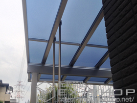 のテラス屋根 ヴェクターテラス F型 テラスタイプ 単体 積雪〜20cm対応+吊り下げ式物干し ロング 2本入り 施工例