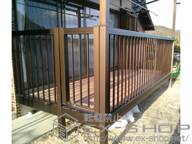 愛媛県北宇和郡鬼北町のykkapバルコニー施工例 バルコニー By X型 縦格子 単体 庭置き式 1 愛媛県北宇和郡鬼北町のykkapバルコニー施工例 バルコニー By X型 縦格子 単体 庭置き式 1