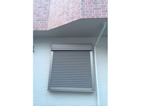 の窓シャッター リフォームシャッター イタリヤ 手動式 施工例