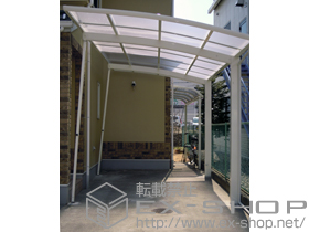 のカーポート レイナポートグラン　積雪〜20cm対応＋着脱式サポート 標準・ハイルーフ兼用 2本入 施工例