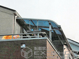 のバルコニー・ベランダ屋根 ライザーテラスII R型 屋根タイプ 単体 積雪〜20cm対応+吊り下げ式物干し 標準 2本入 施工例