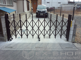 のカーゲート トリップゲートRA型 ノンレール 片開き 30S 施工例