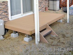 のウッドデッキ リウッドデッキ 200＋リウッドステップ5型 Ｓタイプ(2段) 施工例