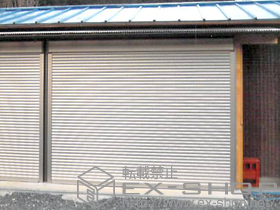 のガレージシャッター ガレージシャッタークワトロ 電動式 外部付タイプ 施工例