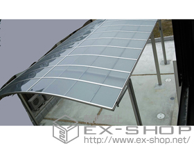 のカーポート レイナツインポートグラン 延長　積雪〜20cm対応＋水平式物干し テラス柱用 2本入 施工例