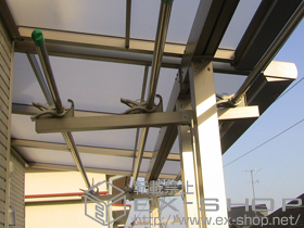 のバルコニー・ベランダ屋根 ライザーテラスII F型 屋根タイプ 単体 積雪〜20cm対応 施工例