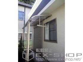 のテラス屋根 プレシオステラス R型 テラスタイプ 単体 積雪〜20cm対応＋吊り下げ式物干し 標準 2本入り×1 施工例